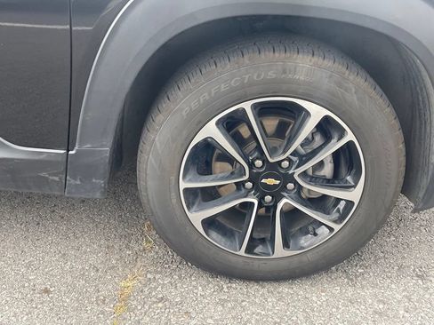 Used 2025 Chevrolet TrailBlazer LT FWD image 31