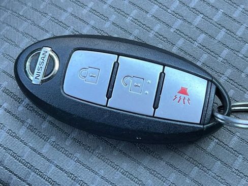 Used 2018 Nissan Titan S w/ S Utility Package image 28