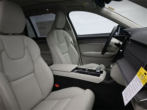 New 2026 Volvo XC90 T8 Ultra image 35
