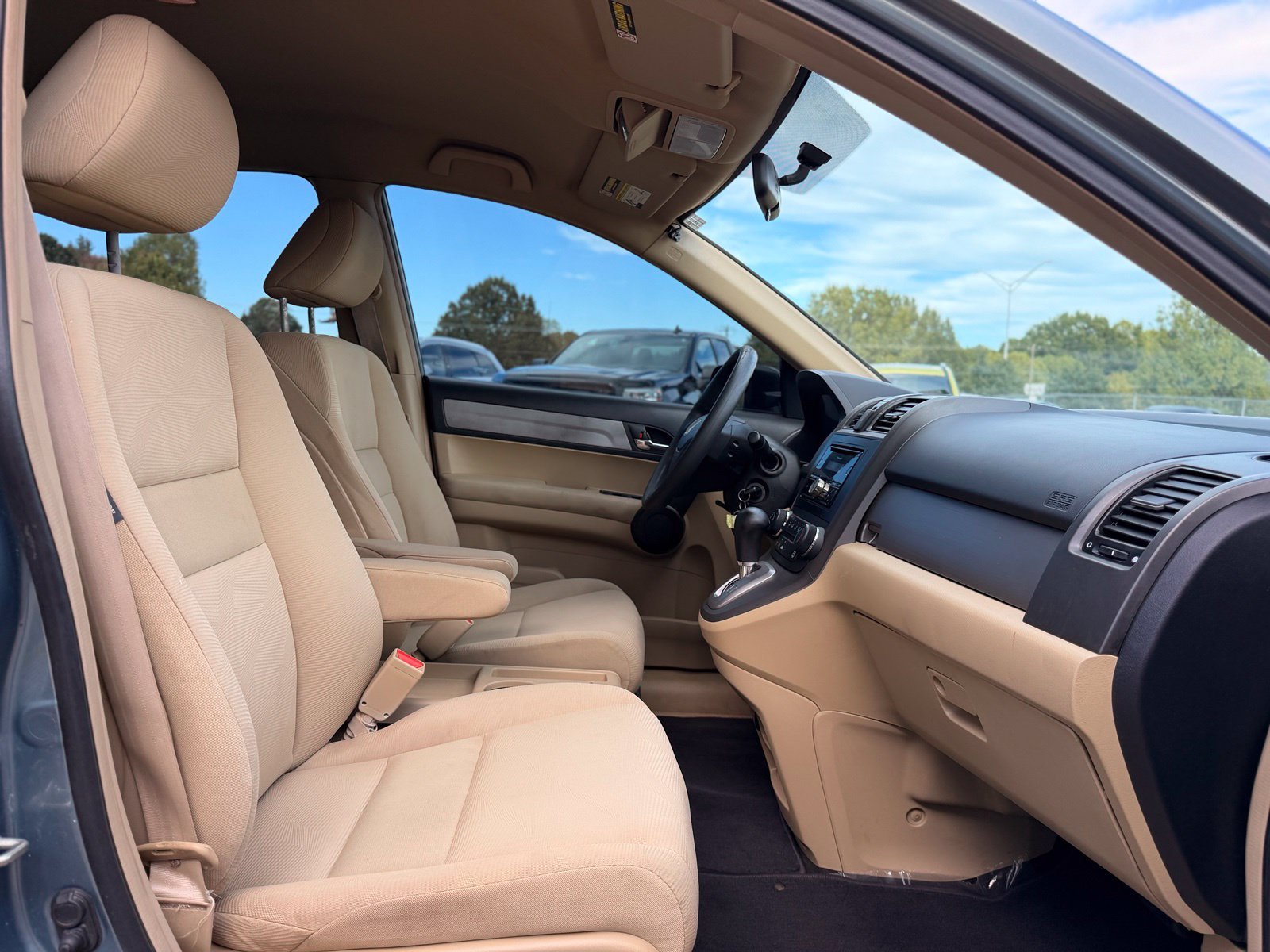 Used 2011 Honda CR-V LX image 21