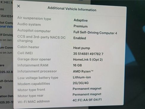 Used 2025 Tesla Model S image 40