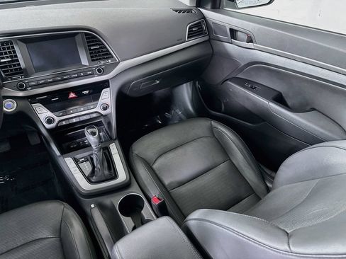 Used 2017 Hyundai Elantra Limited FWD image 24