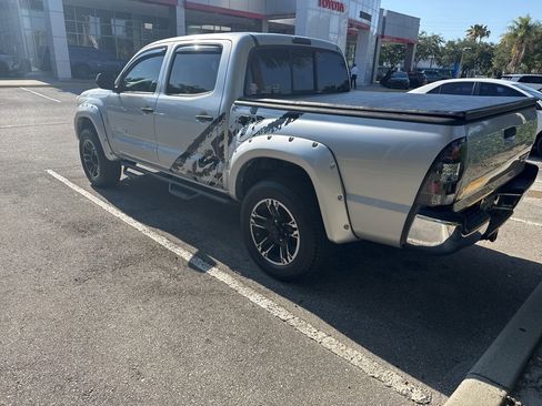 Used 2013 Toyota Tacoma PreRunner w/ SR5 Pkg RWD image 6