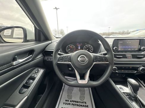 Used 2022 Nissan Altima 2.5 S image 14