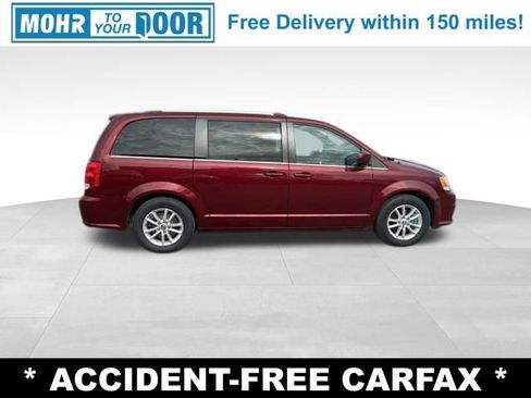 Used 2020 Dodge Grand Caravan SXT image 6