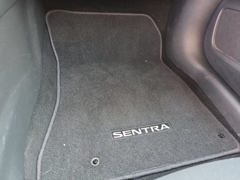 Used 2020 Nissan Sentra SV w/ Electronics Package FWD image 17