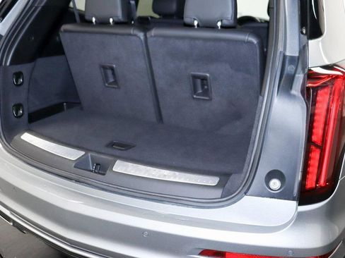 Certified 2025 Cadillac XT6 Premium Luxury image 21