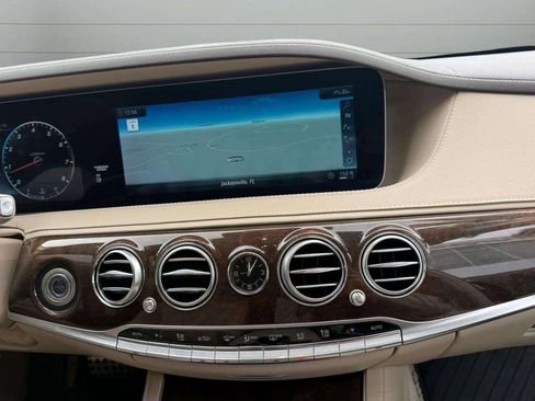 Used 2019 Mercedes-Benz S 560 4MATIC Sedan image 30
