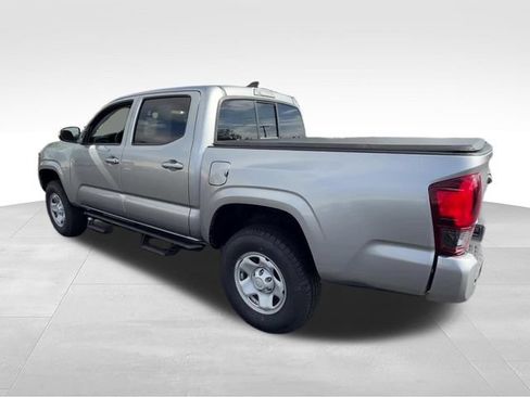 Used 2021 Toyota Tacoma SR AWD/4WD image 4