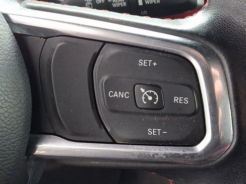 Used 2018 Jeep Wrangler Unlimited Rubicon w/ Dual Top Group image 25