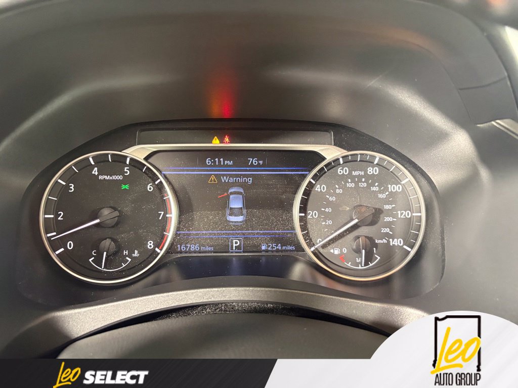 Used 2025 Nissan Altima 2.5 SR w/ SR Premium Package AWD/4WD image 12