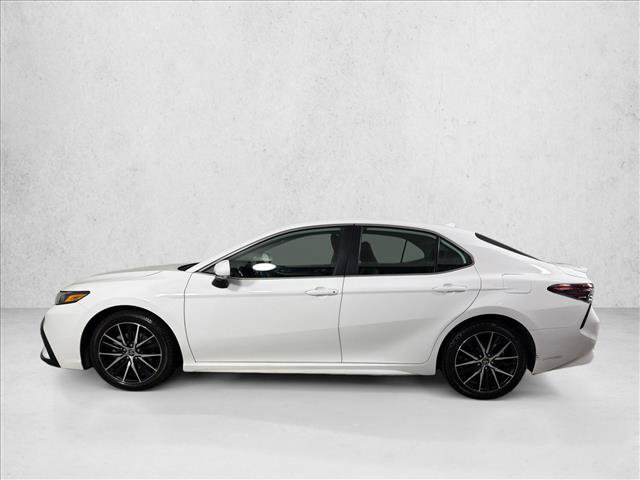 Used 2023 Toyota Camry SE FWD image 6