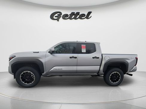 New 2026 Toyota Tacoma TRD Off-Road AWD/4WD image 17