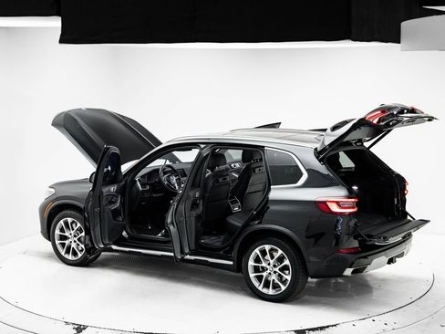 Used 2022 BMW X5 xDrive40i AWD/4WD image 33
