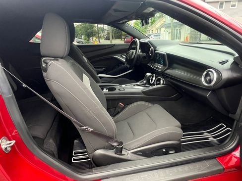 Used 2016 Chevrolet Camaro LT RWD image 29