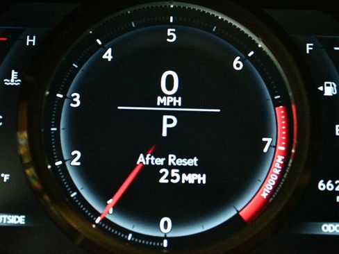 Used 2015 Lexus RC 350 2dr Coupe AWD image 41