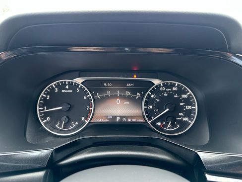 Used 2022 Nissan Pathfinder SL image 17