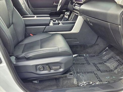 Used 2025 Toyota Tundra Limited image 20