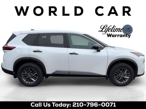 Certified 2025 Nissan Rogue S image 2