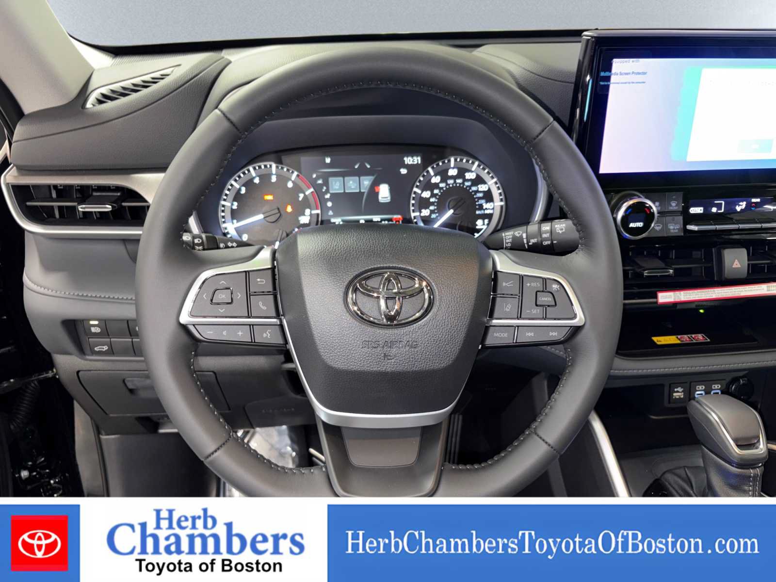 Used 2026 Toyota Highlander XLE AWD/4WD image 16