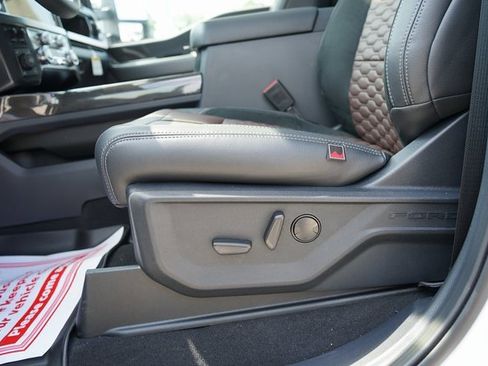 New 2025 Ford F250 Lariat w/ Lariat Ultimate Package image 12