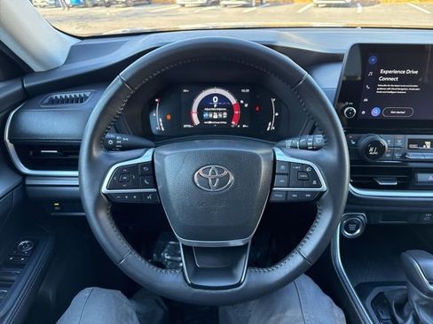 Certified 2024 Toyota Grand Highlander XLE image 20