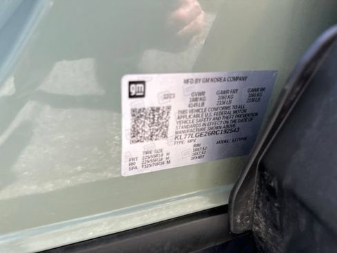 Used 2024 Chevrolet Trax RS FWD image 27