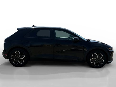 Certified 2023 Hyundai Ioniq 5 SE RWD image 6