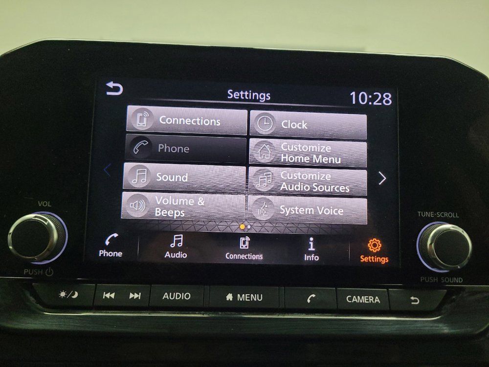 Used 2022 Nissan Pathfinder S FWD image 25