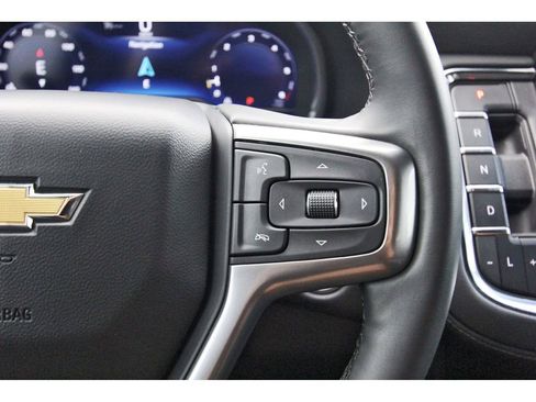 Used 2024 Chevrolet Tahoe LT w/ LT Signature Package RWD image 17