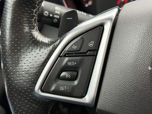 Used 2020 Chevrolet Camaro SS image 18