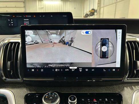 New 2026 Ford Expedition Tremor image 17