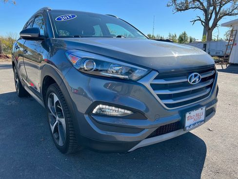 Used 2017 Hyundai Tucson Sport w/ Cargo Package image 4