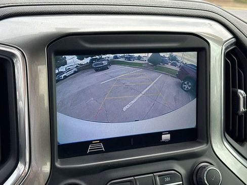 Used 2019 Chevrolet Silverado 1500 LT Trail Boss AWD/4WD image 17