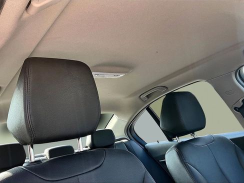 Used 2016 BMW 320i Sedan image 27