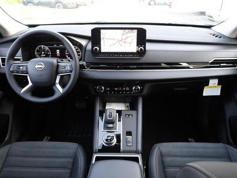 New 2026 Nissan Rogue SL AWD/4WD image 25