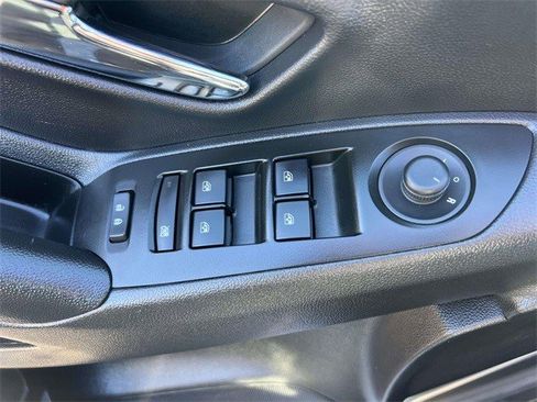 Certified 2022 Chevrolet Trax LT w/ LT Convenience Package image 16