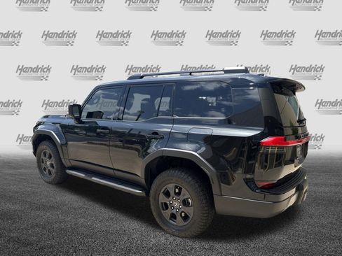 Used 2024 Lexus GX 550 AWD/4WD image 8