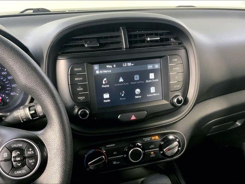 Used 2020 Kia Soul S FWD image 6