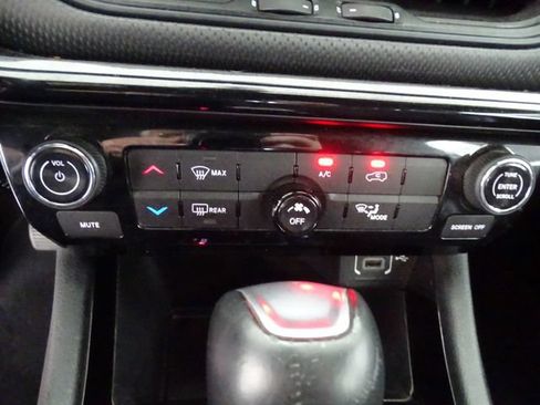 Certified 2022 Jeep Compass Latitude AWD/4WD image 12