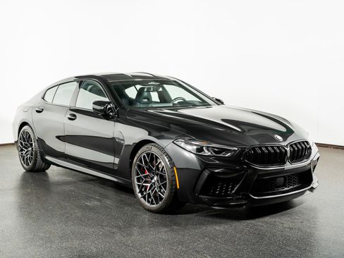 Used 2025 BMW M8 Competition image 4