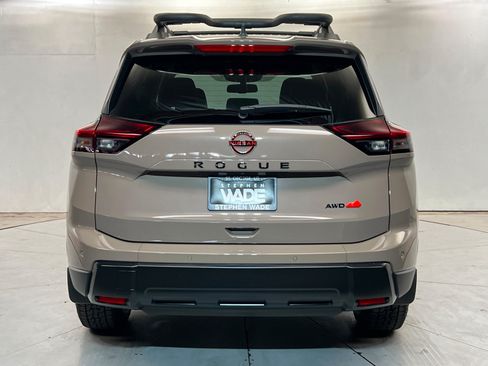 New 2026 Nissan Rogue SV w/ Rock Creek Premium Package AWD/4WD image 4