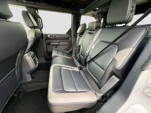 New 2026 Ford Bronco Outer Banks AWD/4WD image 17