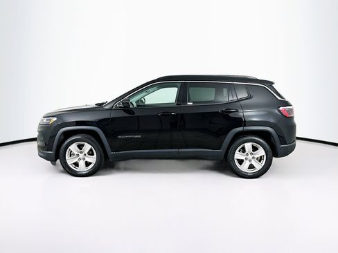 Used 2022 Jeep Compass Latitude image 4