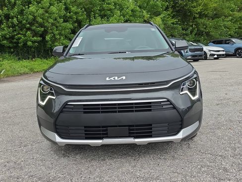 New 2026 Kia Niro EX FWD image 3