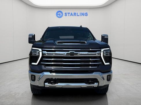Used 2024 Chevrolet Silverado 2500 LTZ image 15