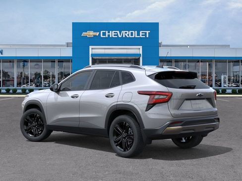 New 2026 Chevrolet Trax ACTIV w/ Sunroof Package image 3