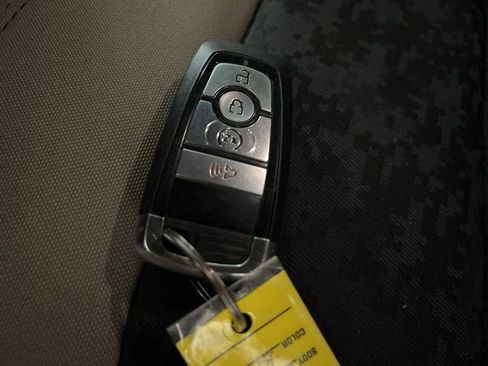Used 2023 Ford Bronco Wildtrak AWD/4WD image 35