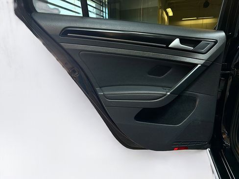 Used 2015 Volkswagen Golf TDI SEL image 26