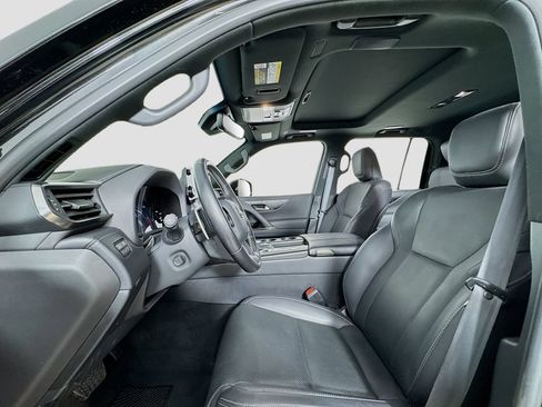 Used 2024 Lexus LX 600 4WD w/ Interior Upgrade Package image 10